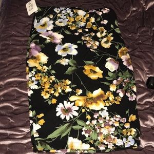 🌺🌸Brand New Bodycon Skirt🌺🌸